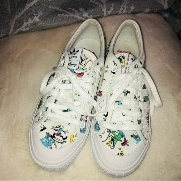 Adidas Original Nizza x Disney Goofy Sneakers - Picture 1 of 4